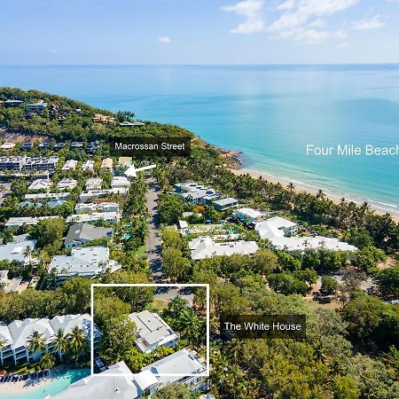 The White House Port Douglas Aparthotel Bagian luar foto