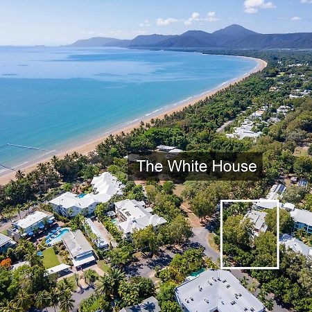 The White House Port Douglas Aparthotel Bagian luar foto