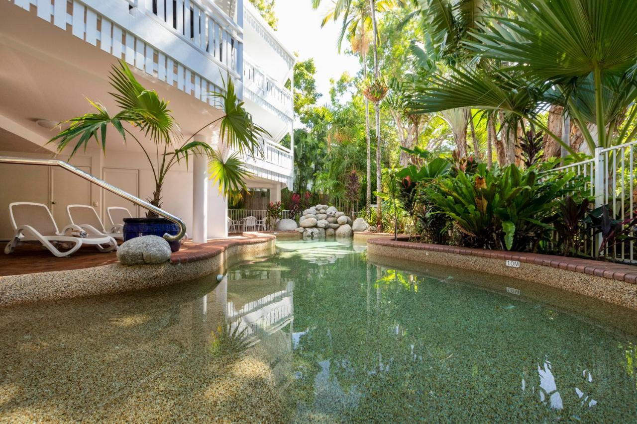 The White House Port Douglas Bagian luar foto
