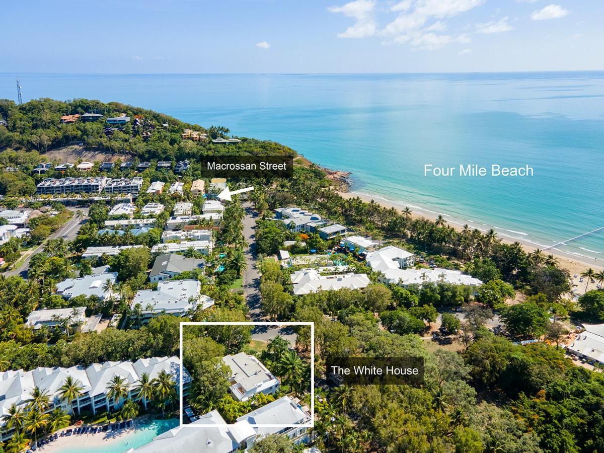 The White House Port Douglas Bagian luar foto