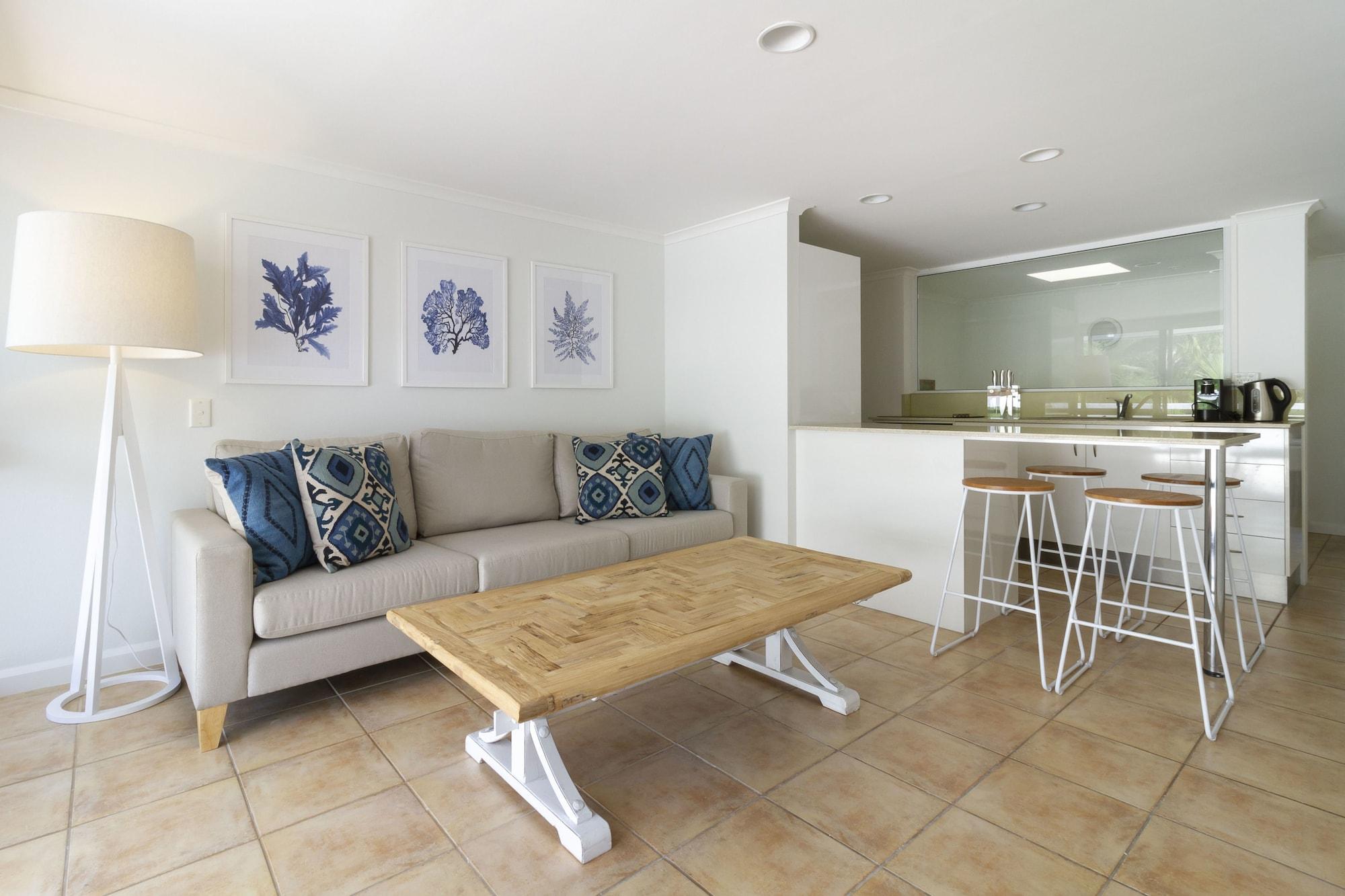 The White House Port Douglas Bagian luar foto
