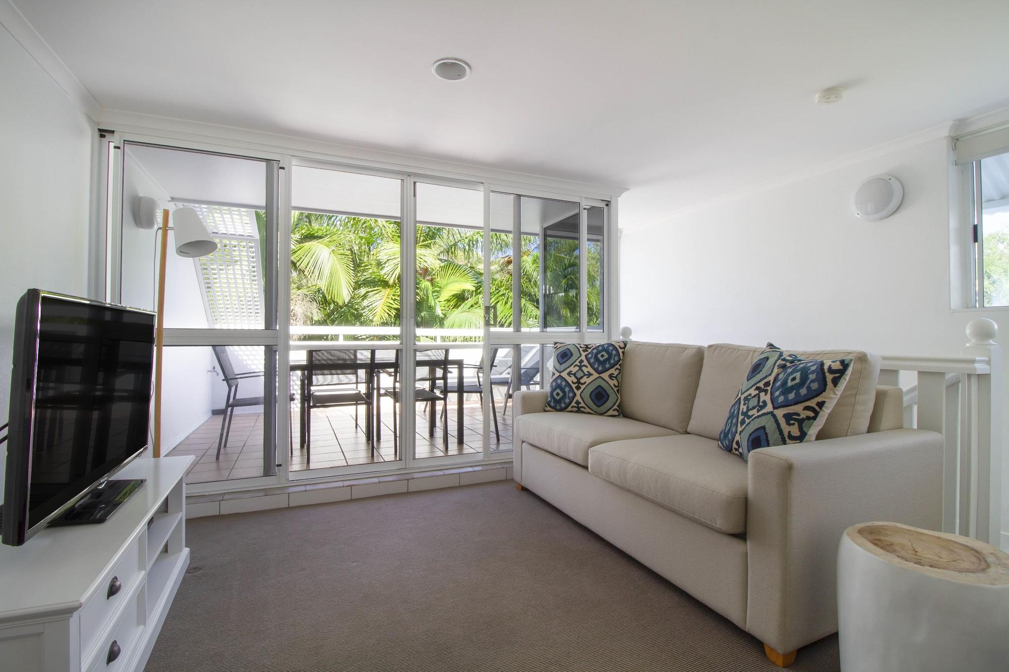 The White House Port Douglas Bagian luar foto