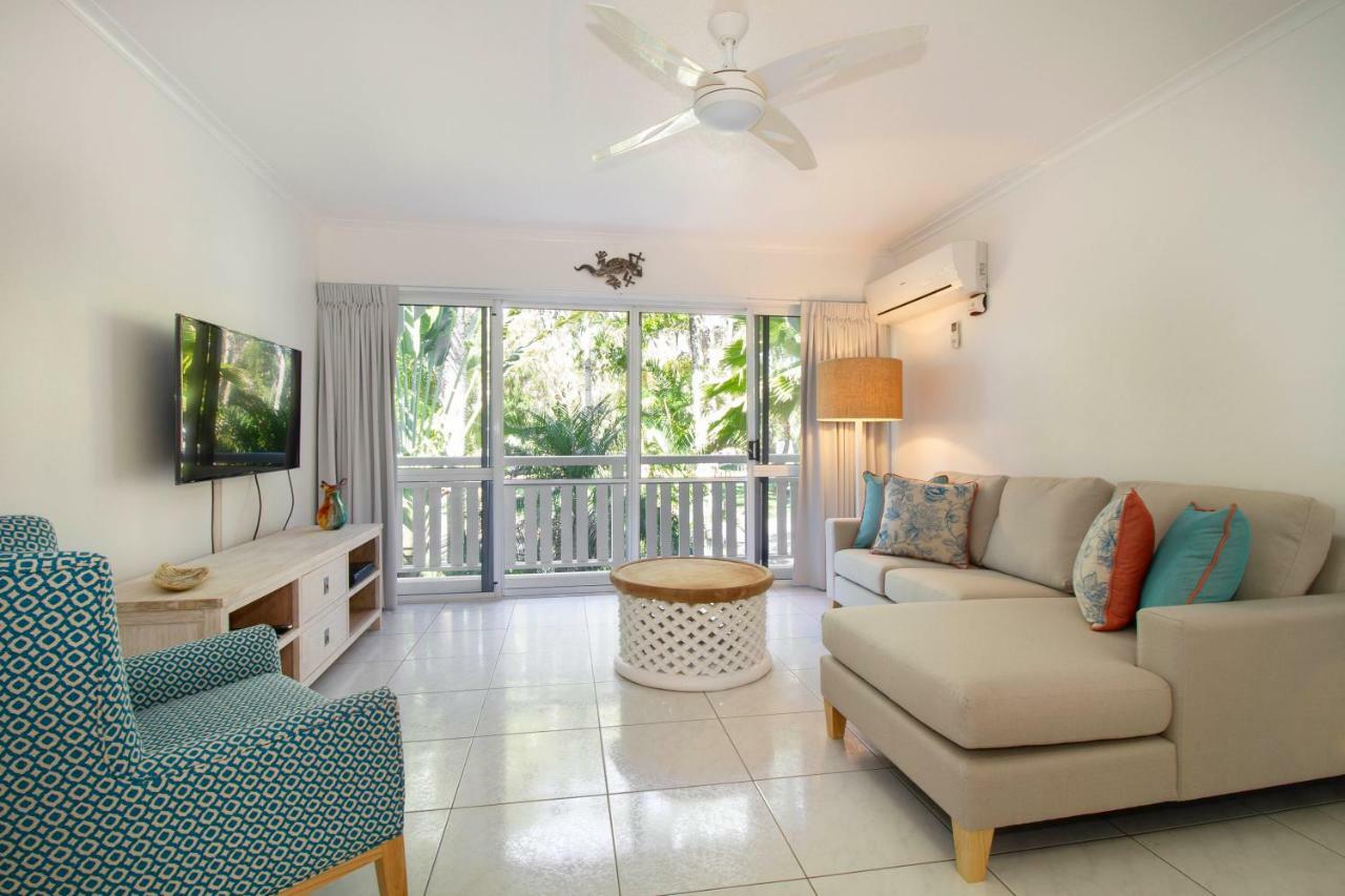 The White House Port Douglas Bagian luar foto