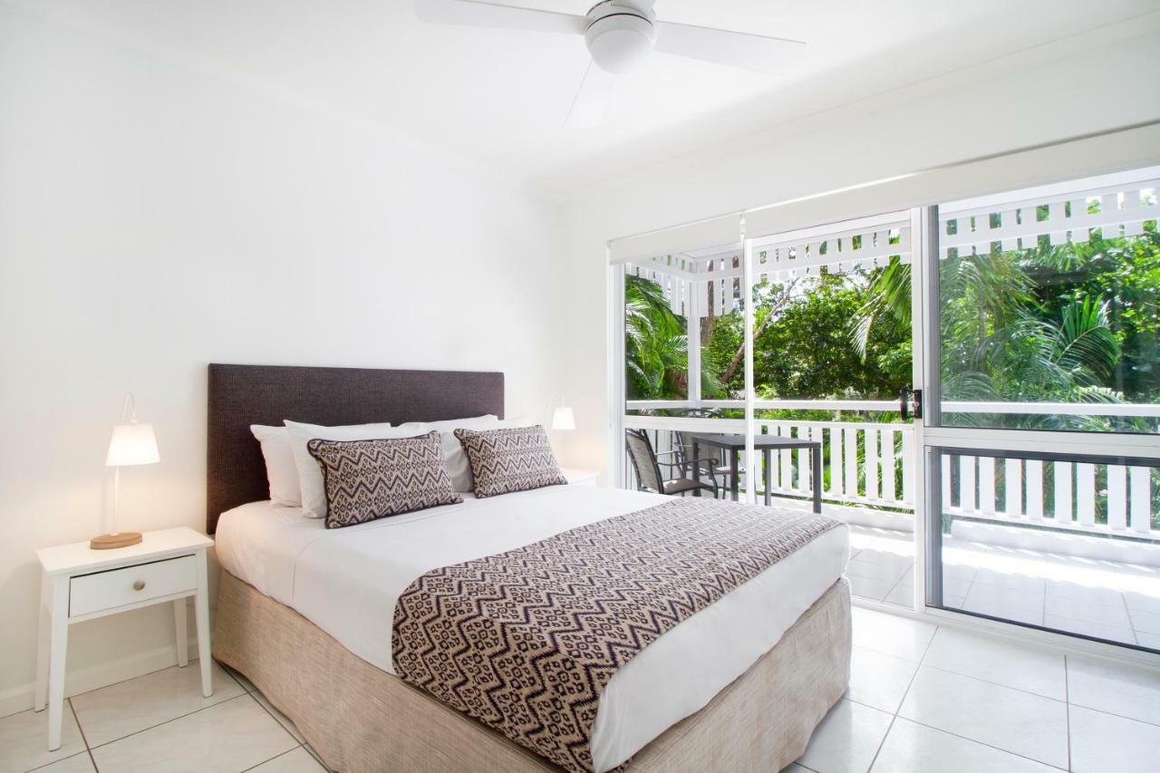 The White House Port Douglas Bagian luar foto